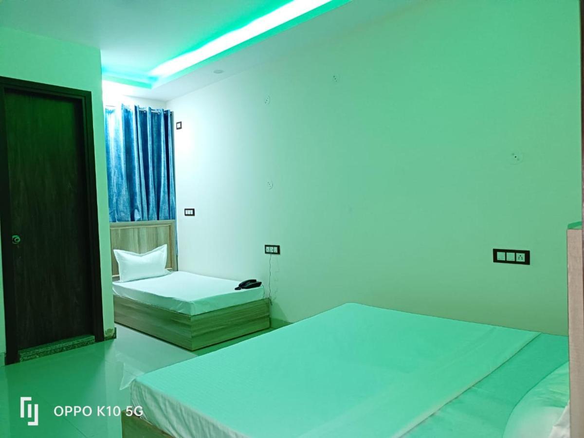 Hotel Qualia Suites At Delhi Airport New Delhi Exterior foto